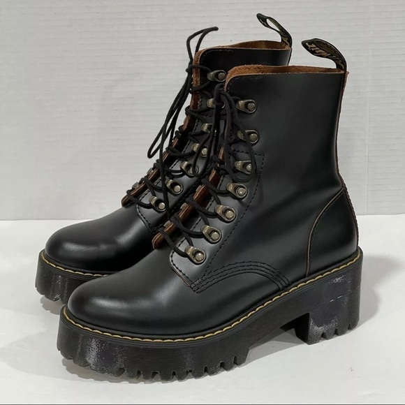 DR. MARTENS LEONA HEELED WOMEN'S BOOT BLACK SMOOTH SZ-7 .US/38 .EU (PRE-OWNED) - Picture 4 of 12